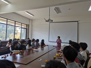 缅怀先烈•团结奋进——建规学子开展2022清明节系列活动