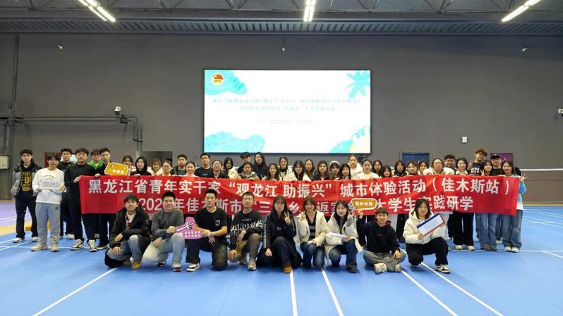 青春归巢践初心  团学实践助振兴——  建规学子王梓宇深入家乡开展社会实践