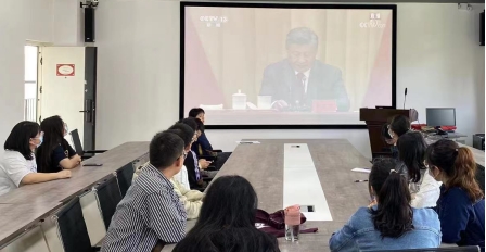 建筑与城市规划学院团委组织观看庆祝中国共产主义青年团成立100周年大会并热议习近平总书记在大会上的重要讲话精神