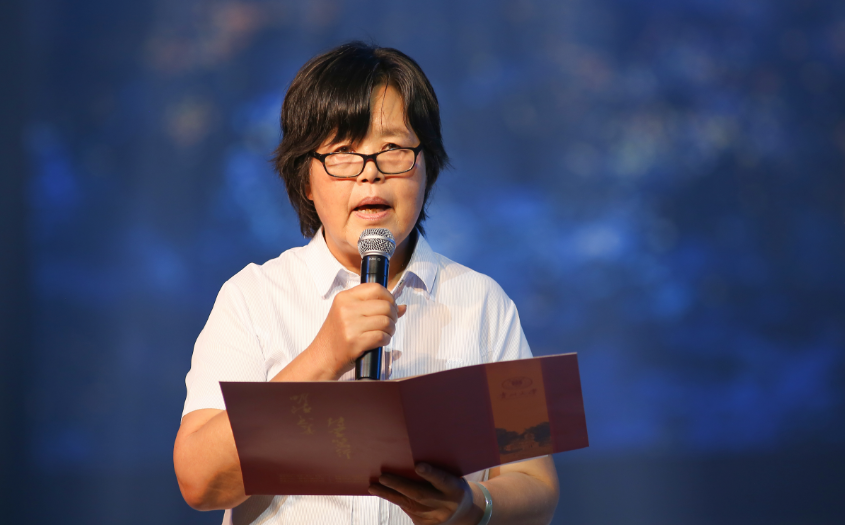 校关工委副秘书长王开建为我院毕业生致辞