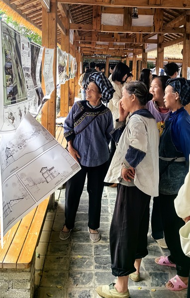 《建筑设计六·乡土建筑营造》课程成果汇报走进贞丰小花江村